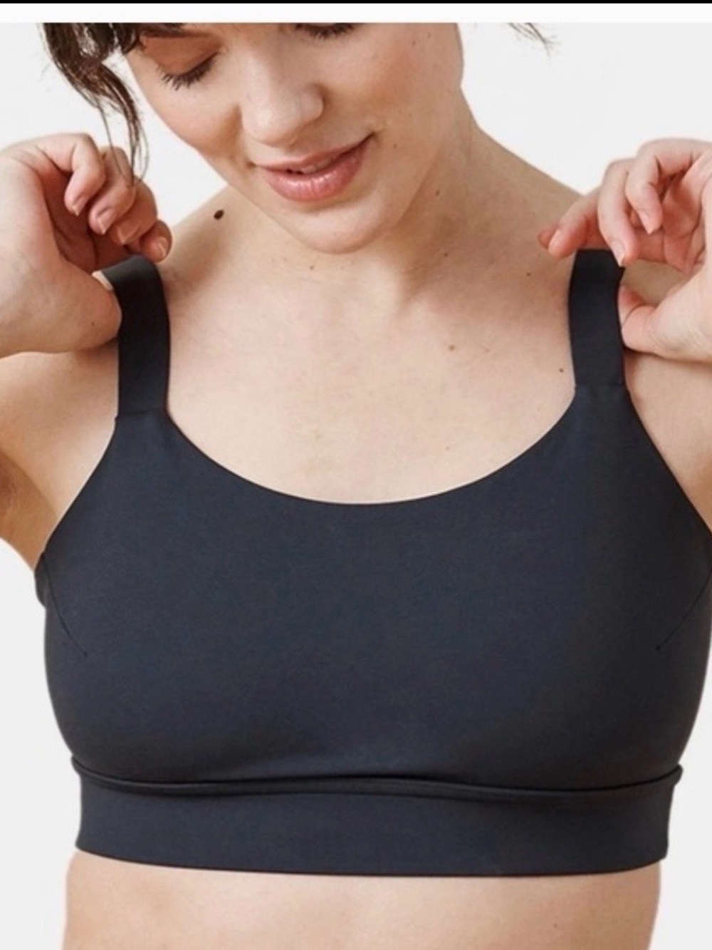 4 pack Aday lighten up bras in navy and green